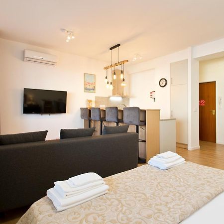 Casa Roberto - Studio Apartment, Lift, Ac, Car Parking - Extra 波尔图 外观 照片